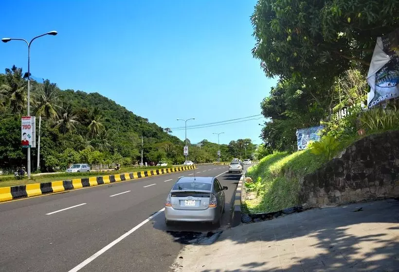 هتل Tropical Hill Kep
