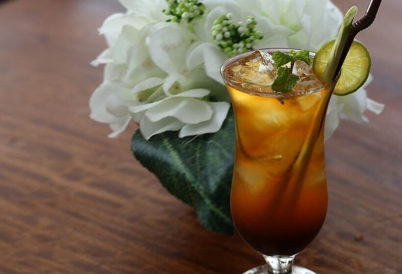 Hotel Tropical Hill Kep