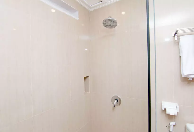 هتل Zen Premium Kunti Seminyak