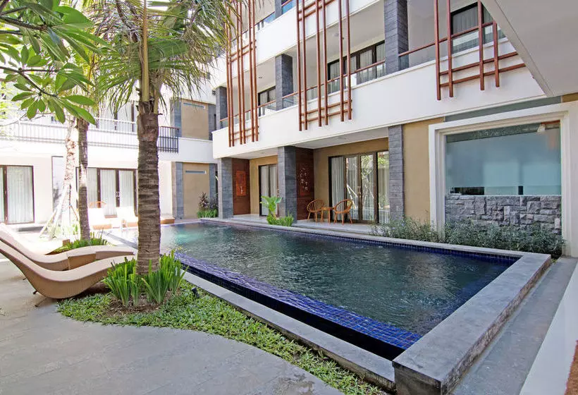 هتل Zen Premium Kunti Seminyak