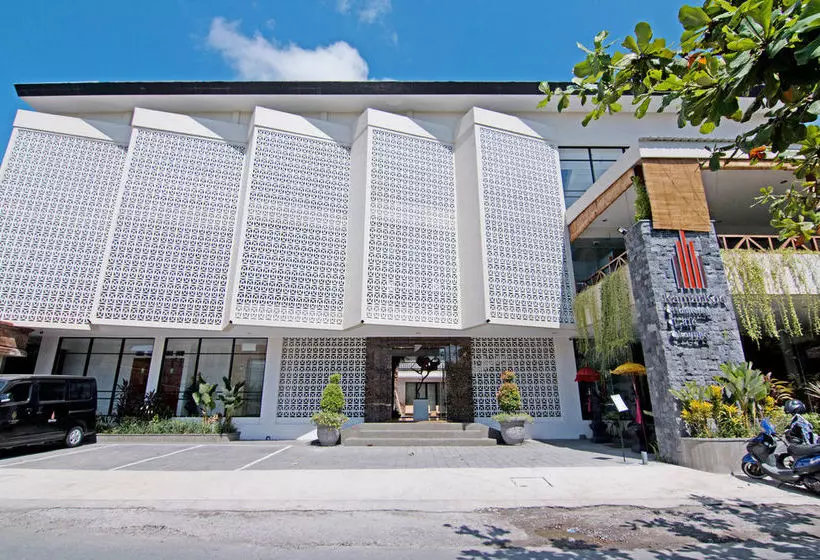 هتل Zen Premium Kunti Seminyak