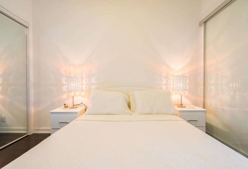 New One Bedroom Condo Downtowncn Tower