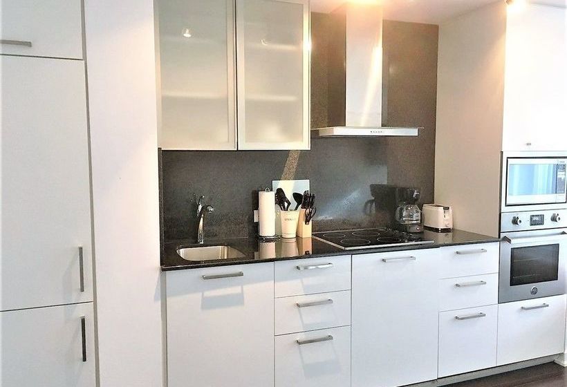 New One Bedroom Condo Downtowncn Tower