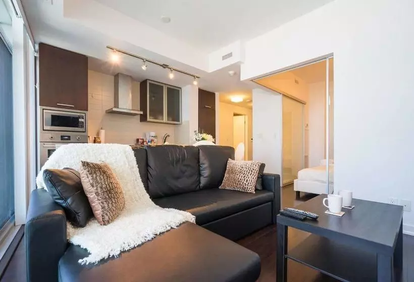 New One Bedroom Condo Downtowncn Tower