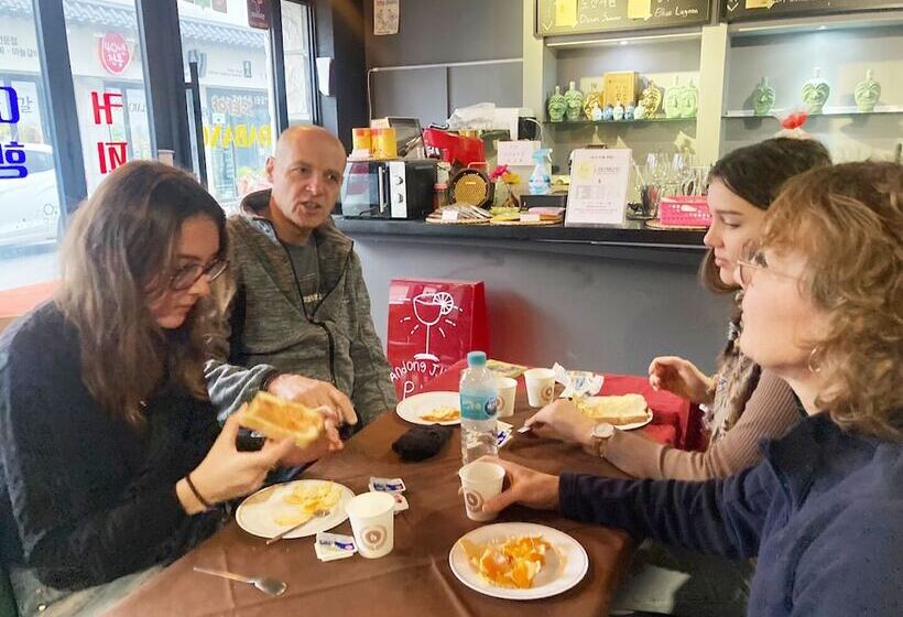 بنسيون Andong Guesthouse Gotaya