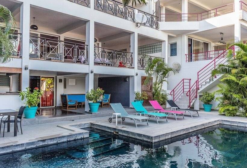 פנסיון Villa Les Orchidees