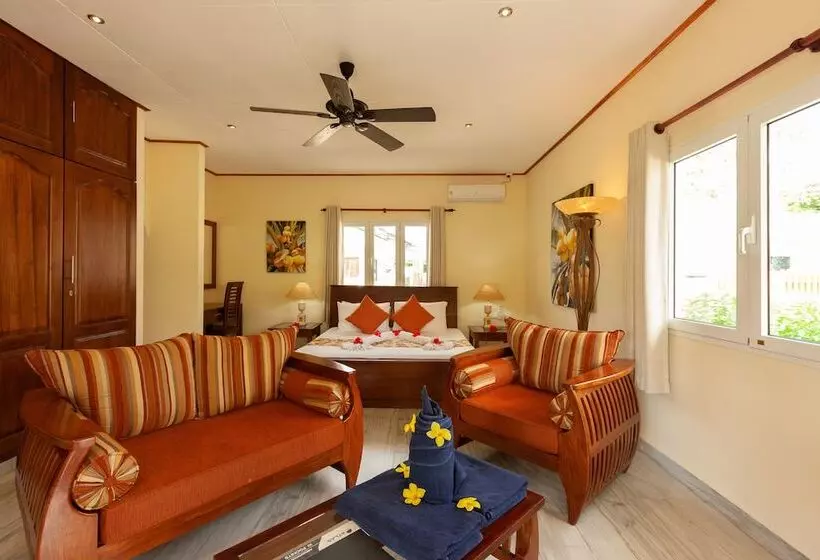 Villa Aya
