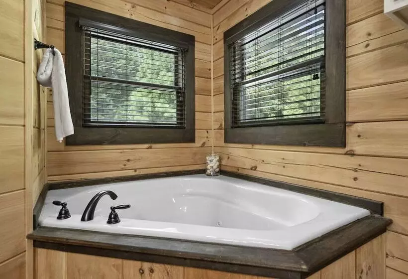 Bankhead Lodge By Avantstay Waterfront Log Cabin