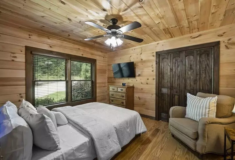 Bankhead Lodge By Avantstay Waterfront Log Cabin