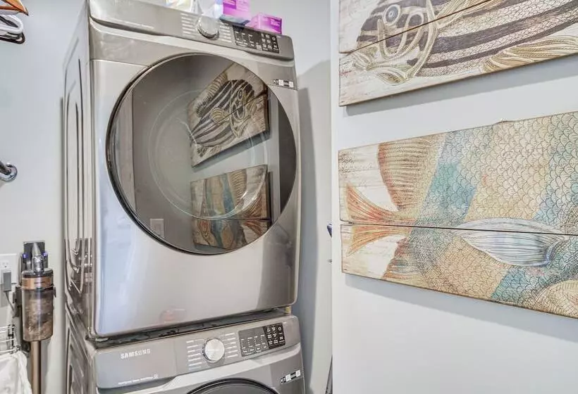 Bay St Louis Home W/ Private Dock + Kayaks!