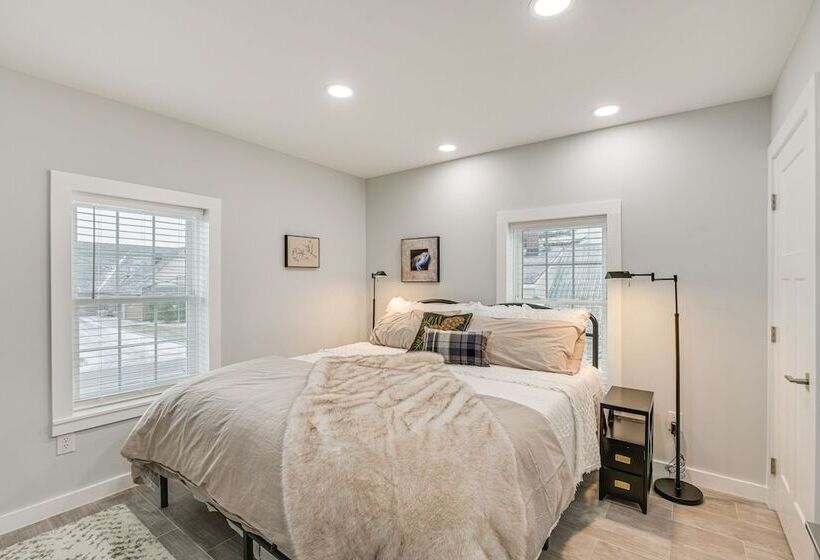 Bright & Modern Home: 2 Mi To Presque Isle Airport