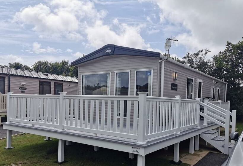 Captivating 2 Bed 2021 Caravan In Isle Of Wight