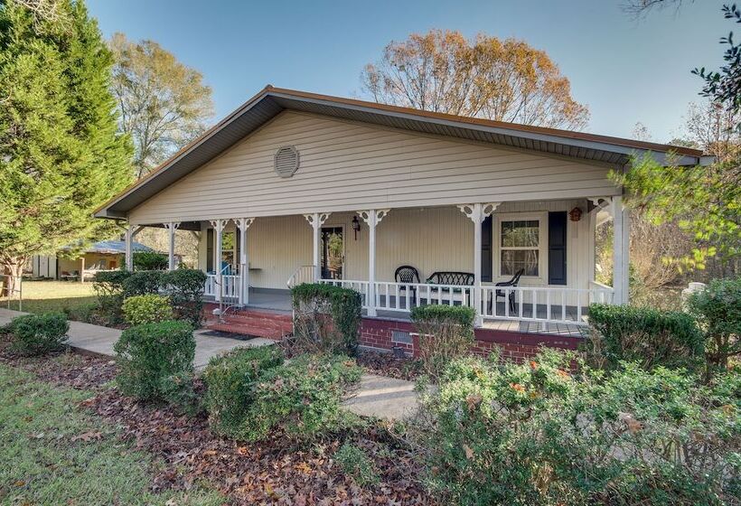 Charming Natchez Cottage W/ Sunroom!