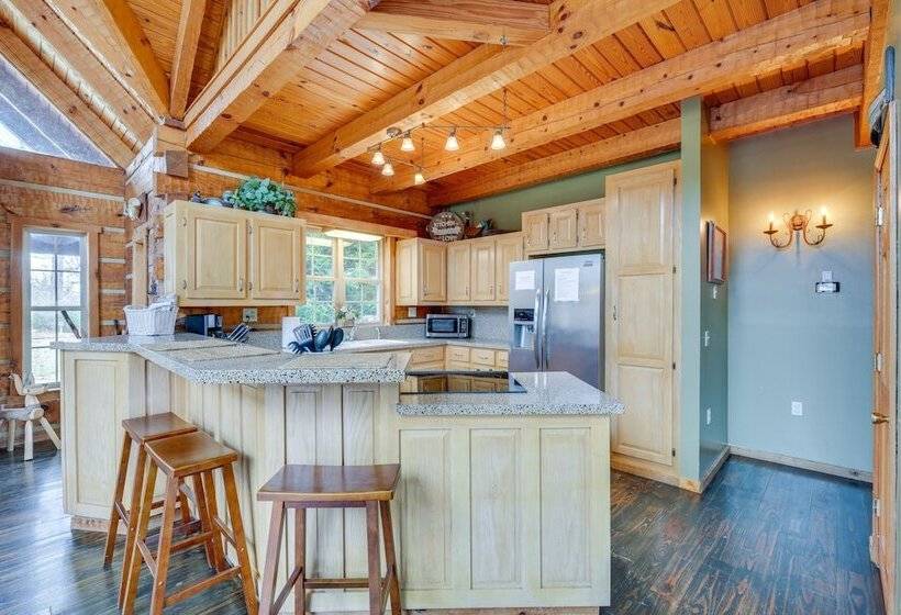 Cherokee Lake Cabin W/ Deck & Kayaks!