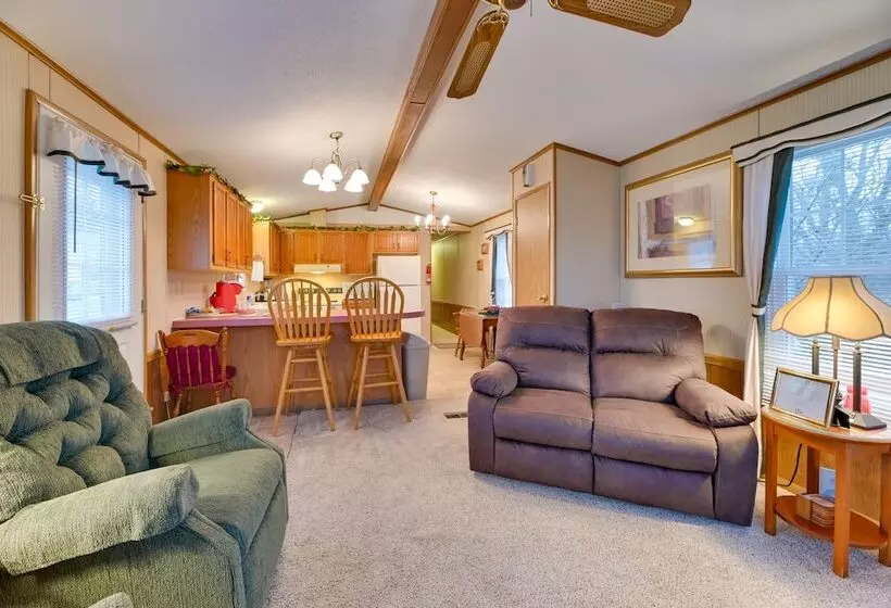 Cozy Lakemont Getaway, 11 Mi To Watkins Glen!