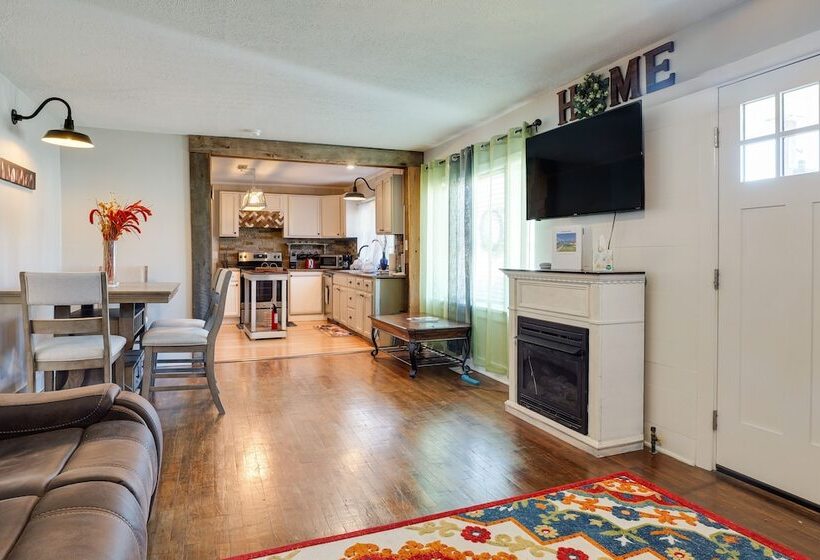 Cozy Shelbyville Home Near Hiking & Distilleries!