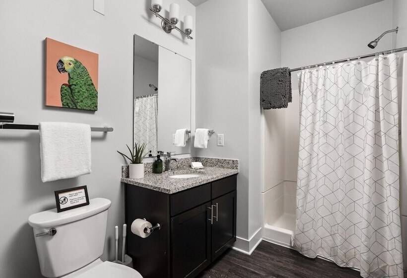 Cozysuites Stylish 4br The Heart Of Nora