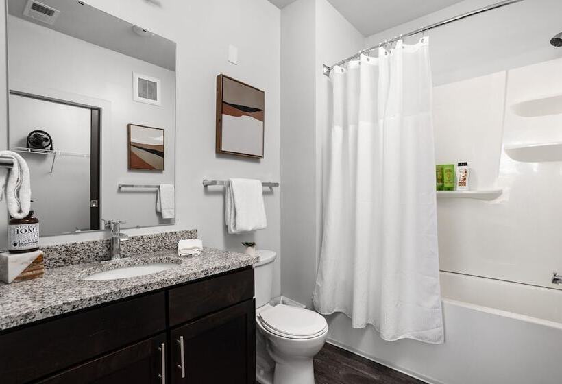 Cozysuites Stylish 4br The Heart Of Nora