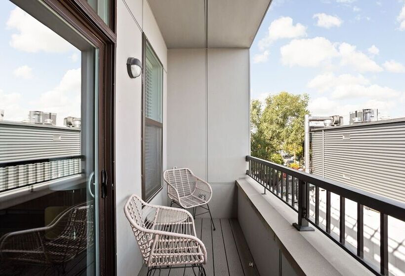 Cozysuites Stylish 4br The Heart Of Nora