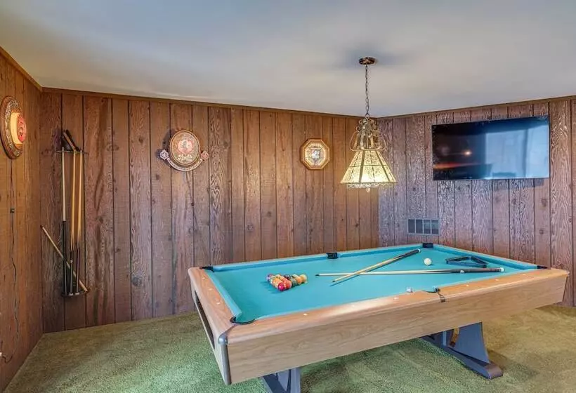 Eclectic Hubertus Home W/ Game Room & Fire Pit!