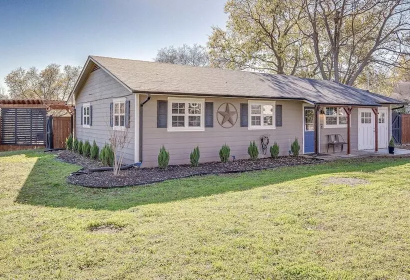 Game Room & Fire Pit: Family Friendly Aubrey Home