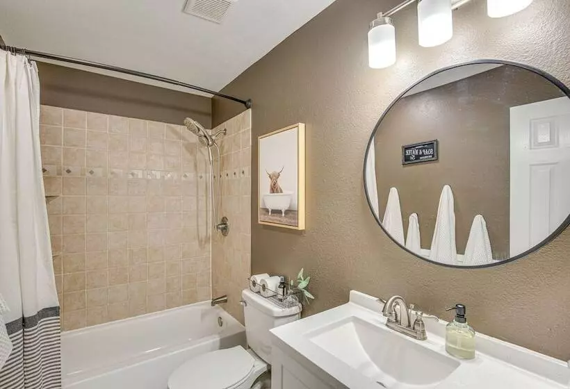 Game Room & Fire Pit: Family Friendly Aubrey Home