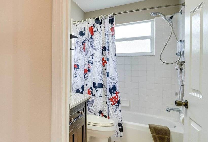 Family Friendly Kissimmee Retreat W/ Private Pool!