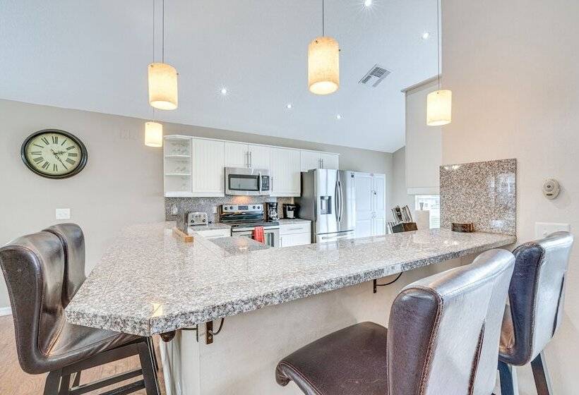 Family Friendly Kissimmee Retreat W/ Private Pool!