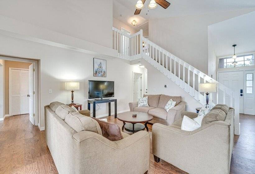 Family Friendly Kissimmee Retreat W/ Private Pool!