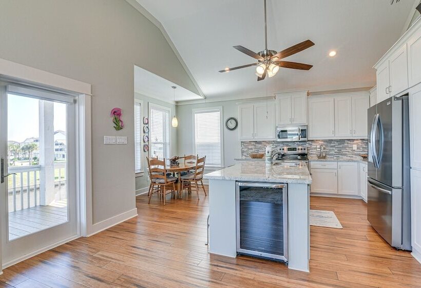 Gorgeous Galveston Bay Home W/ Private Pool!