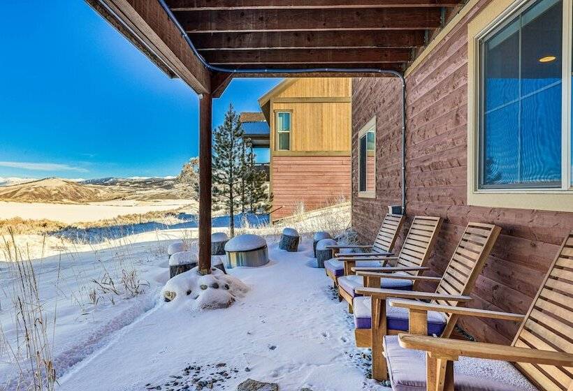 Half Mi To Skiing: Gorgeous Granby Ranch Home!