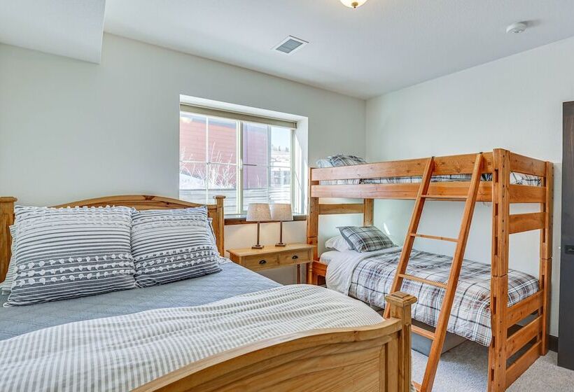 Half Mi To Skiing: Gorgeous Granby Ranch Home!