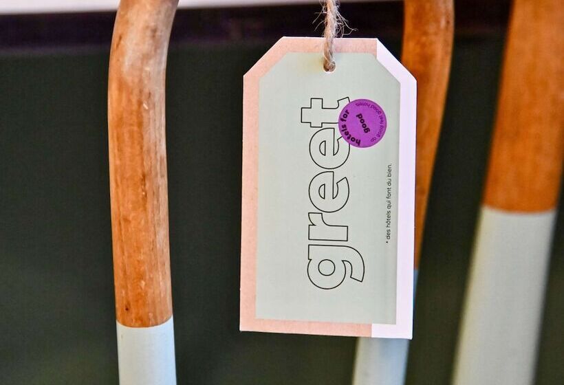 Greet Hotel Brest Aéroport