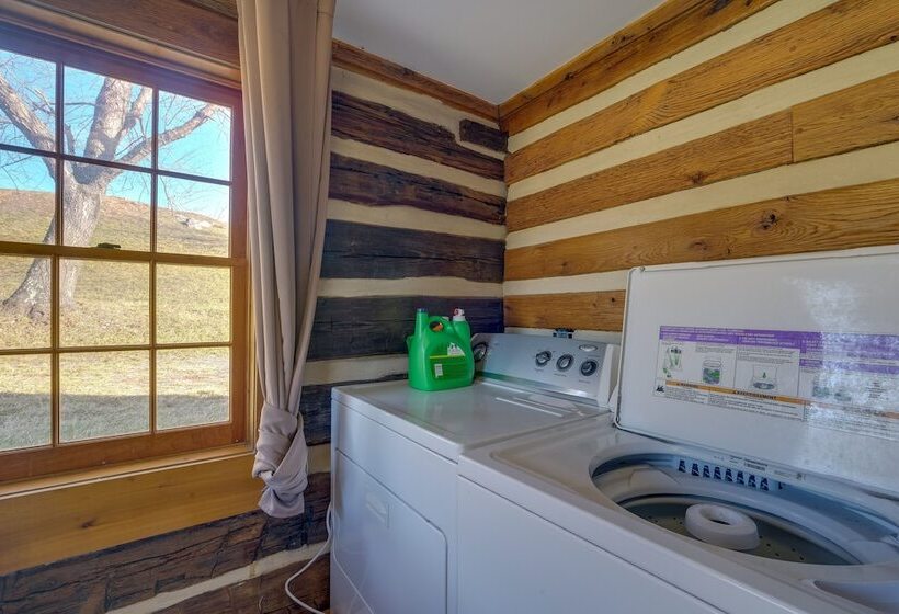 Historical Paris Cabin On Farm W/ Fire Pit!