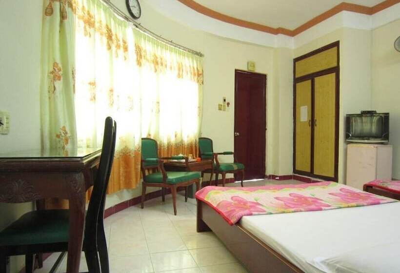 هتل Hanh Long 2 By Bay