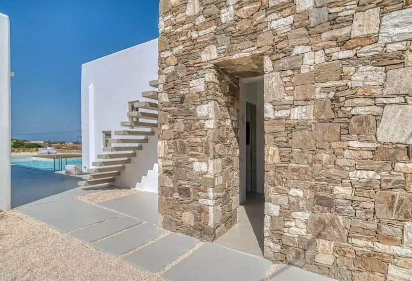 ホテル Lil Paros Luxury Suites