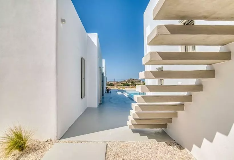 ホテル Lil Paros Luxury Suites