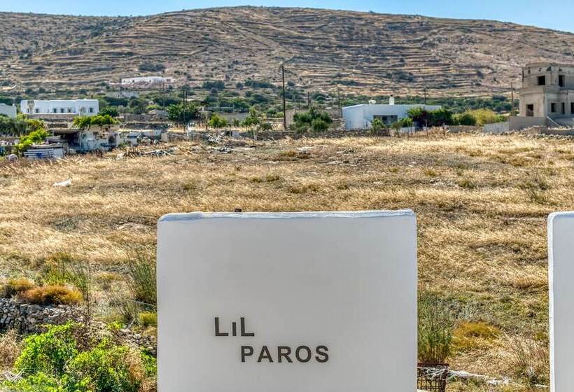 בית מלון כפרי Lil Paros Luxury Suites
