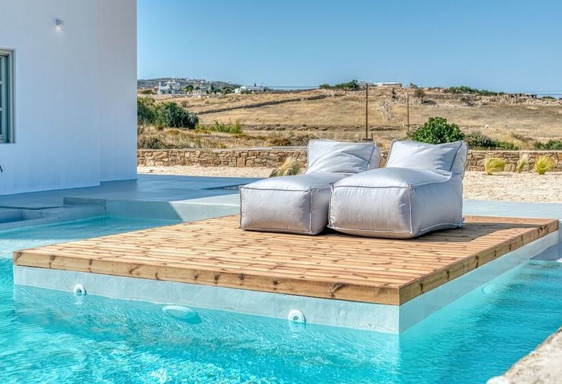 בית מלון כפרי Lil Paros Luxury Suites
