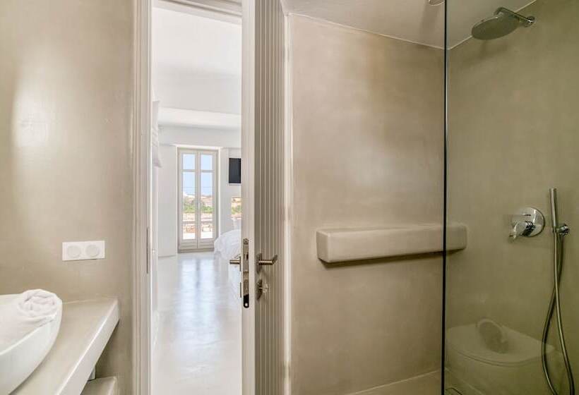 בית מלון כפרי Lil Paros Luxury Suites