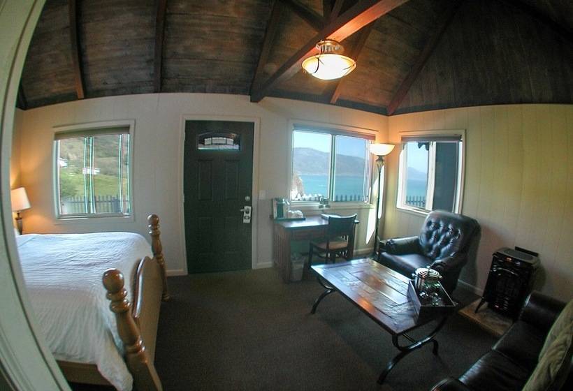 Отель Lucia Lodge