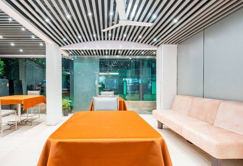 فندق Treebo Silver Apartment