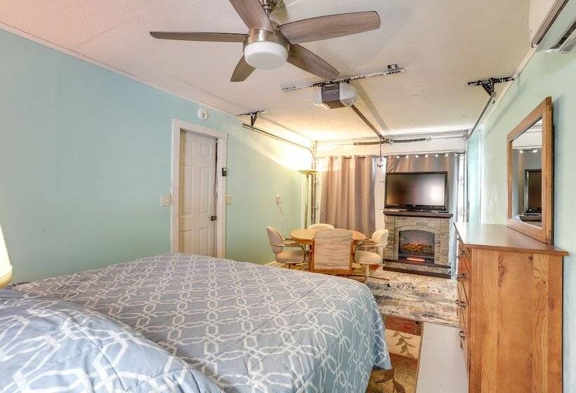 Lakewood Gem W/ Deck ~ 7 Mi To Downtown Denver