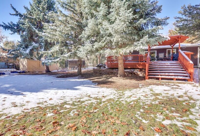 Lakewood Gem W/ Deck ~ 7 Mi To Downtown Denver