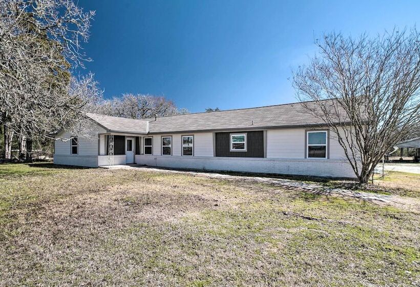 College Station Vacation Rental: Near Texas A & M