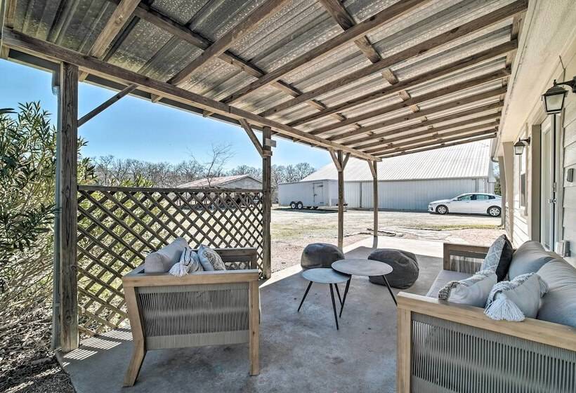 College Station Vacation Rental: Near Texas A & M