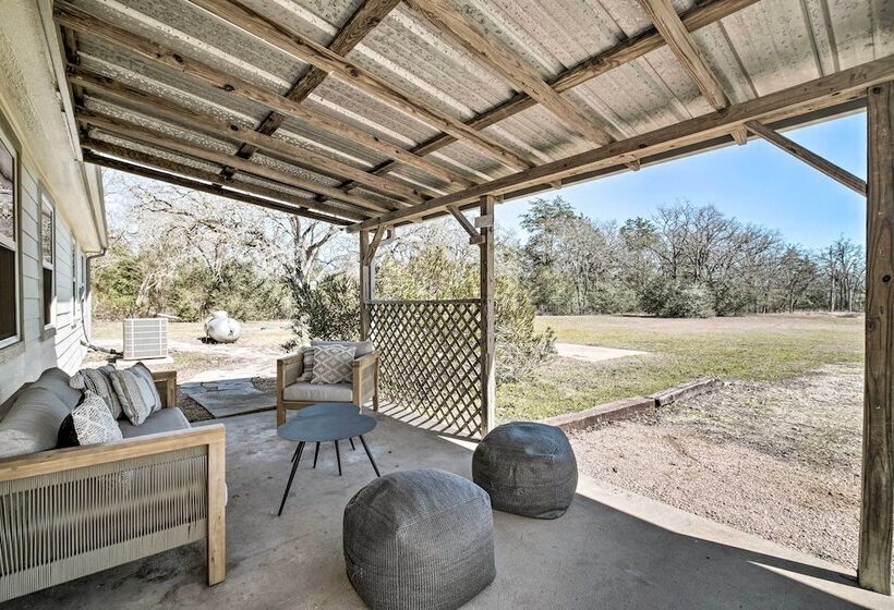 College Station Vacation Rental: Near Texas A & M