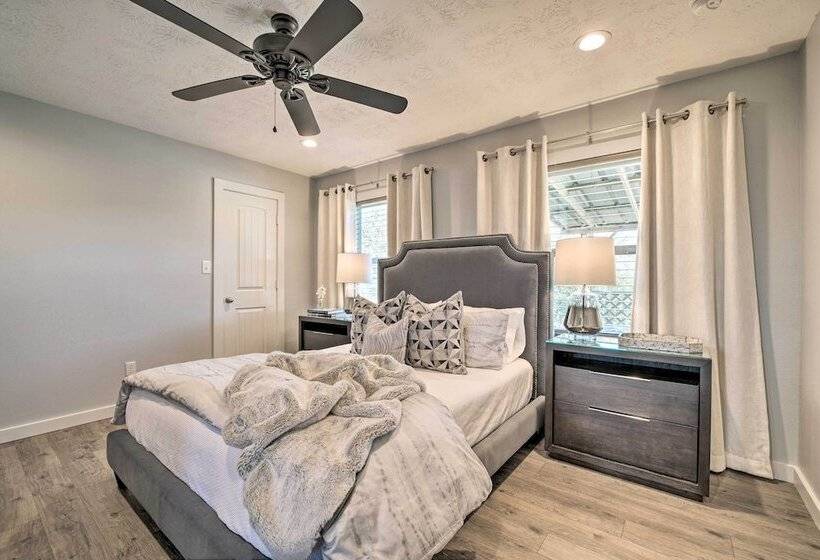 College Station Vacation Rental: Near Texas A & M