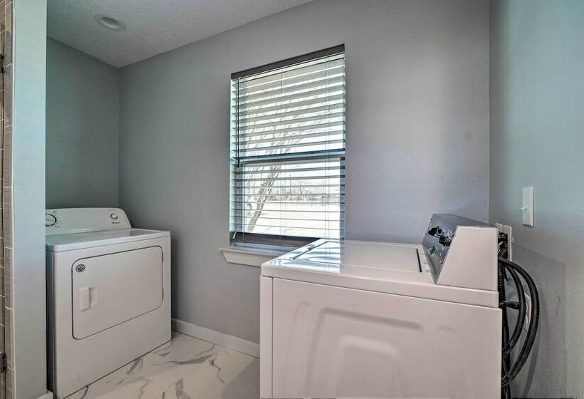 College Station Vacation Rental: Near Texas A & M