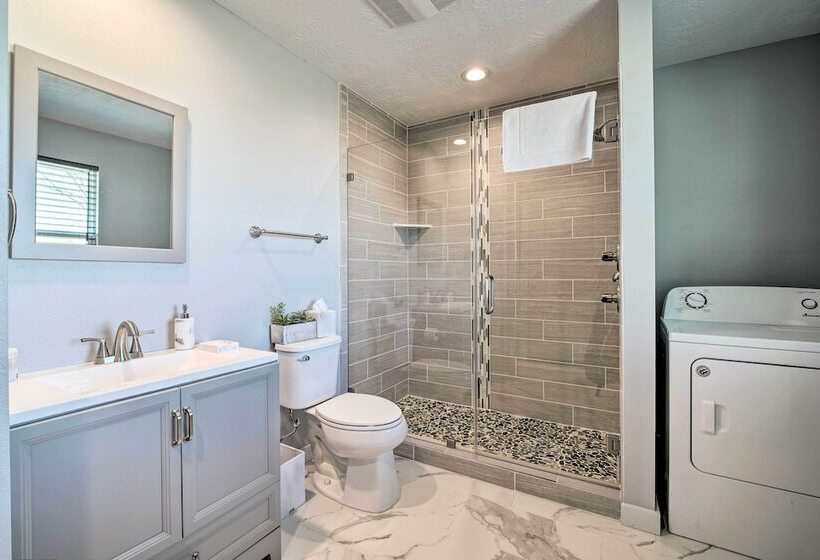 College Station Vacation Rental: Near Texas A & M